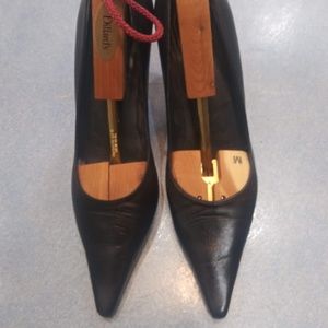 Stuart Weitman BLACK Pumps